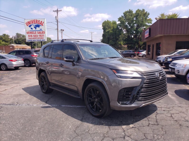 2022 Lexus LX 600 Premium