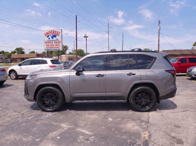 2022 Lexus LX 600 Premium