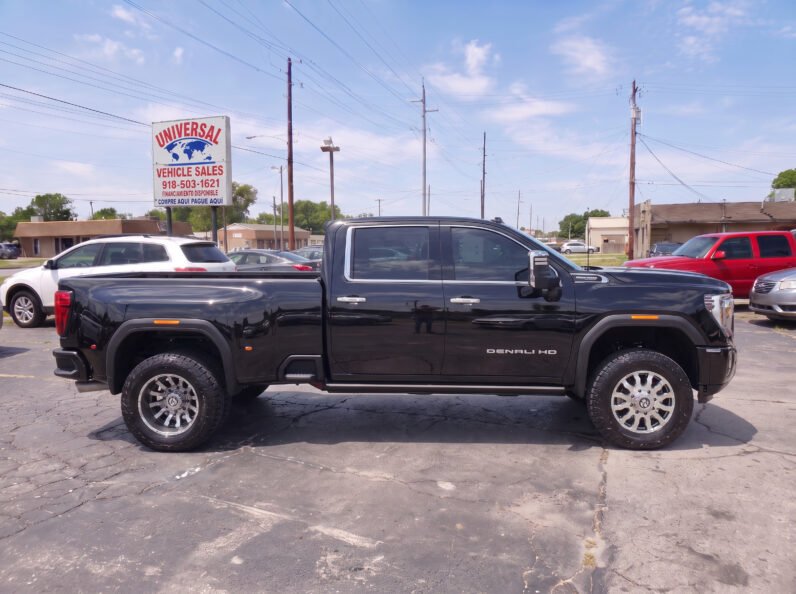 2024 GMC Sierra 3500HD Denali Ultimate