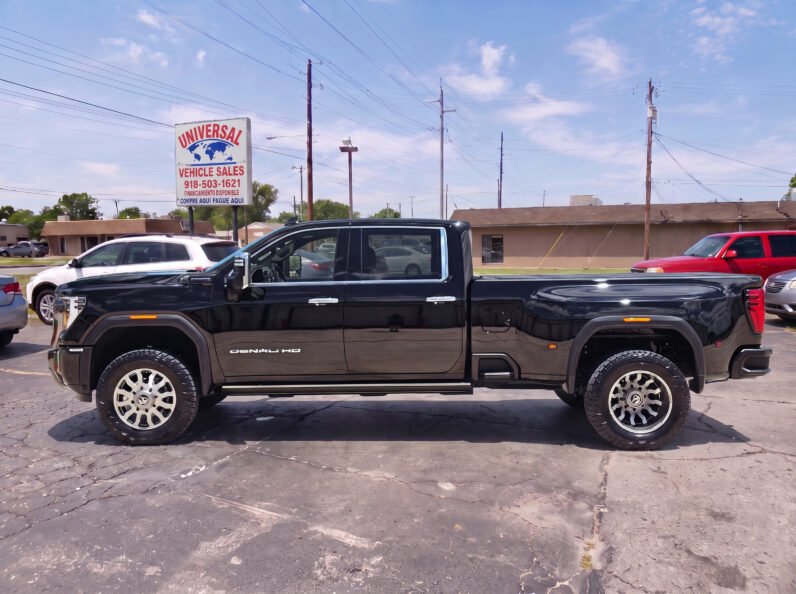 2024 GMC Sierra 3500HD Denali Ultimate
