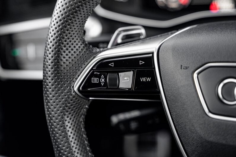 2021 Audi RS 7 4.0T