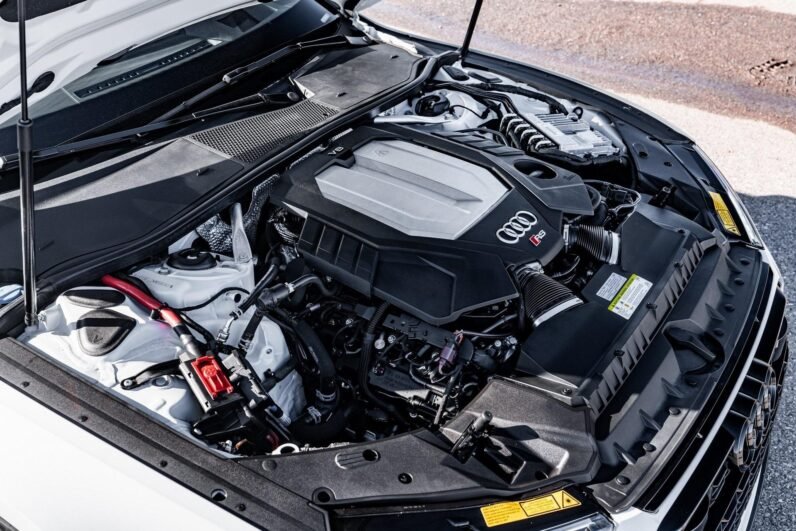 2021 Audi RS 7 4.0T
