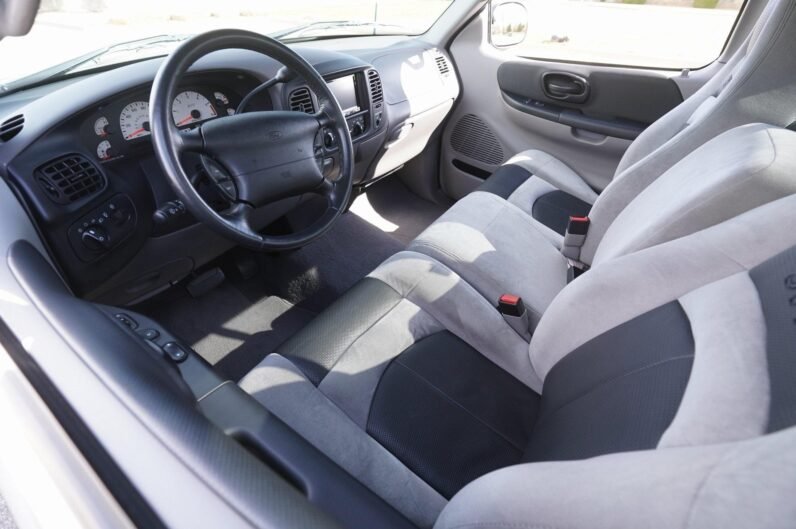 2002 Ford F-150 Lightning