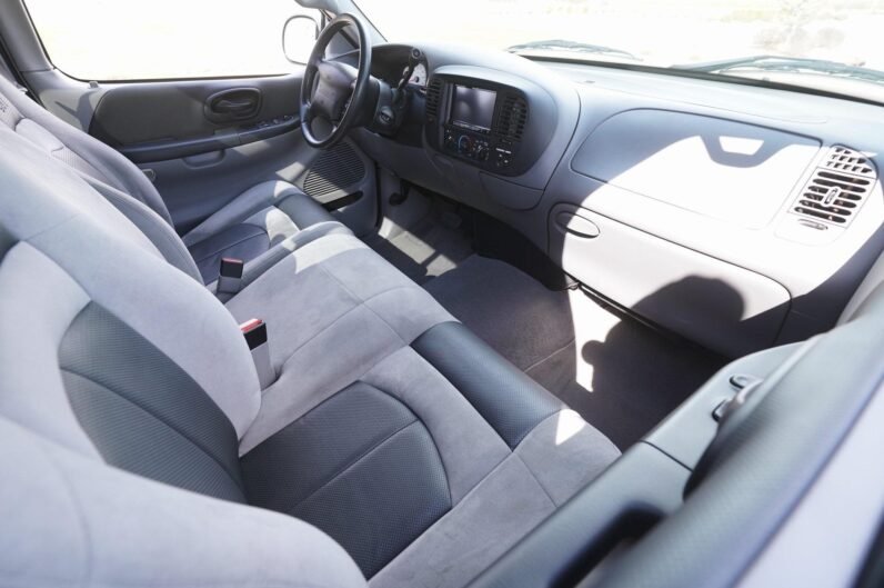 2002 Ford F-150 Lightning