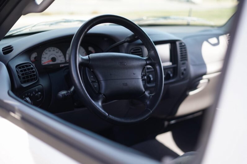 2002 Ford F-150 Lightning