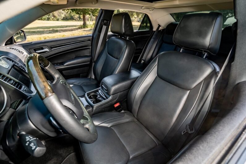 2016 Chrysler 300C Base