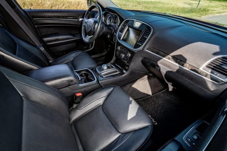 2016 Chrysler 300C Base