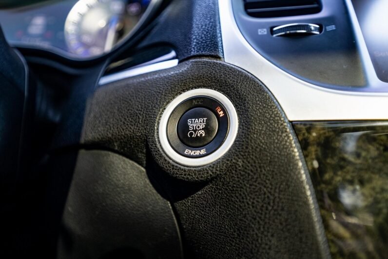 2016 Chrysler 300C Base