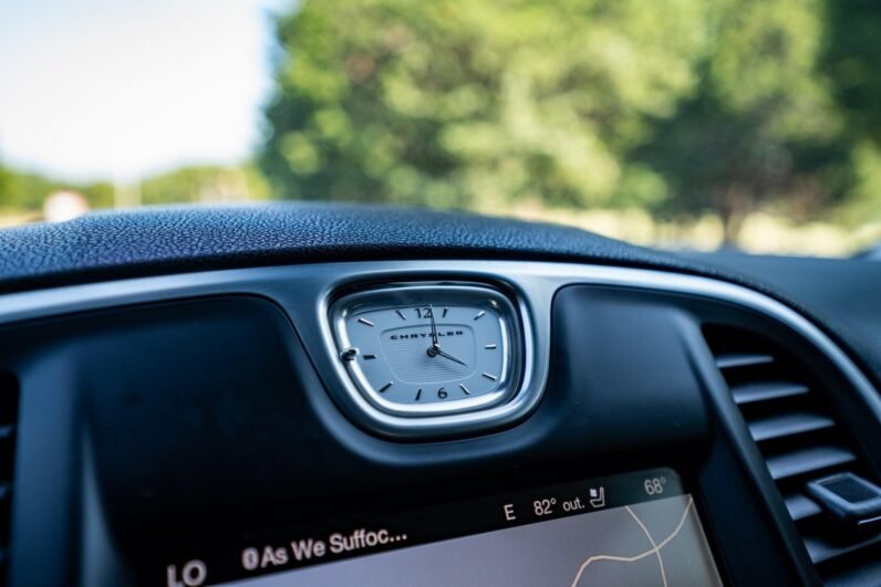 2016 Chrysler 300C Base