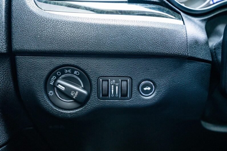 2016 Chrysler 300C Base