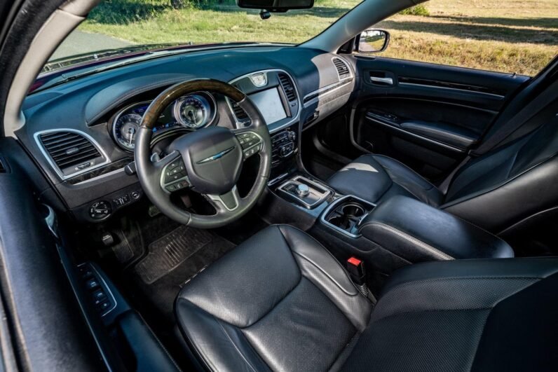 2016 Chrysler 300C Base