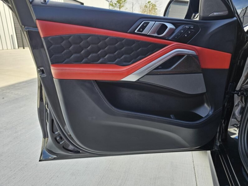 2022 BMW X6 M