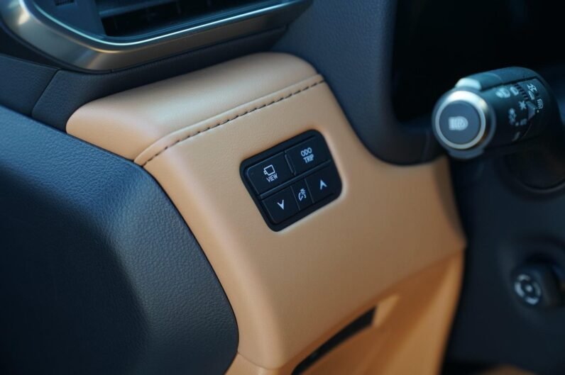 2022 Lexus LX 600 Premium