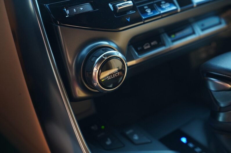 2022 Lexus LX 600 Premium