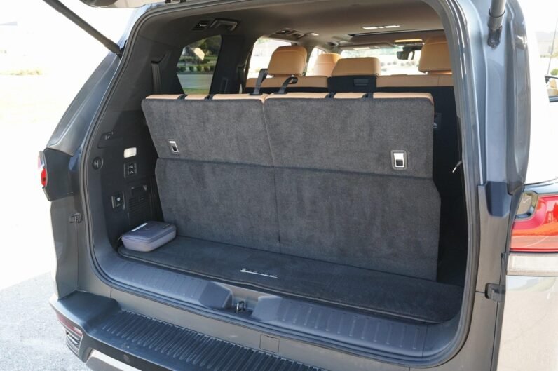 2022 Lexus LX 600 Premium