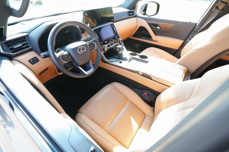 2022 Lexus LX 600 Premium