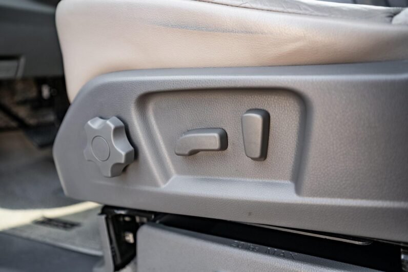 2015 Nissan NV Passenger SL