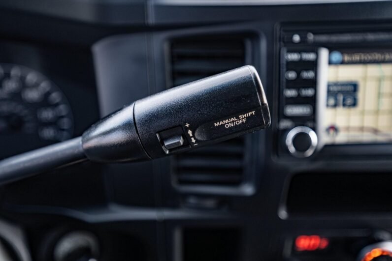2015 Nissan NV Passenger SL