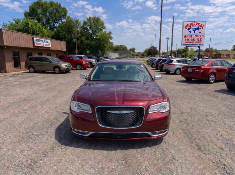 2016 Chrysler 300C Base