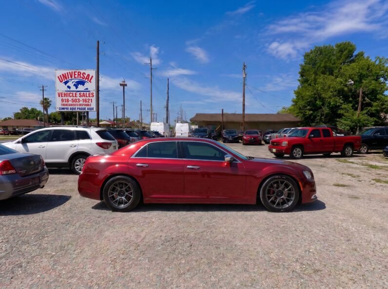 2016 Chrysler 300C Base