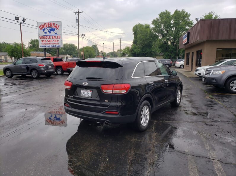 2016 Kia Sorento LX