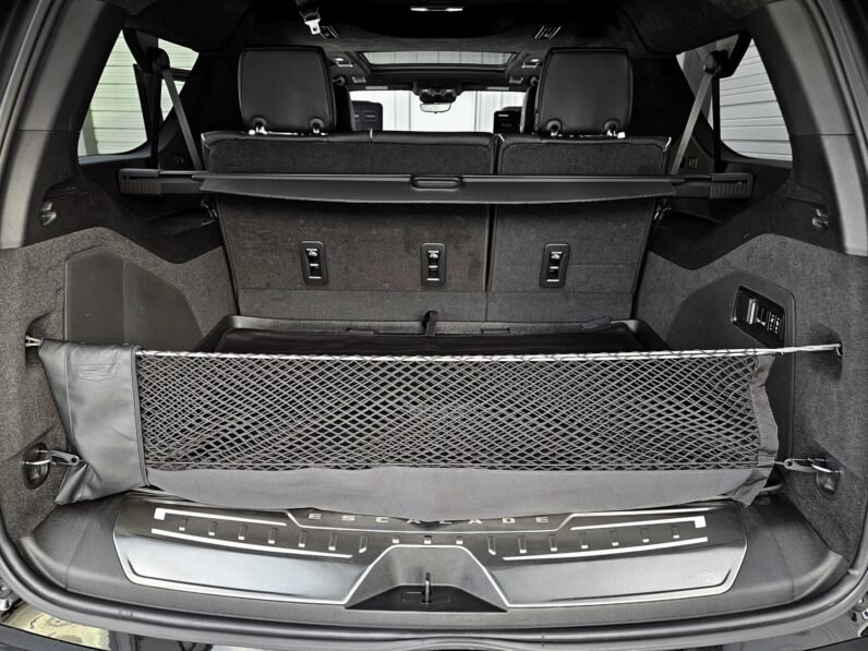 2022 Cadillac Escalade ESV Sport Platinum