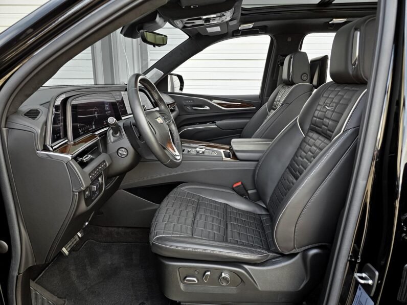 2022 Cadillac Escalade ESV Sport Platinum