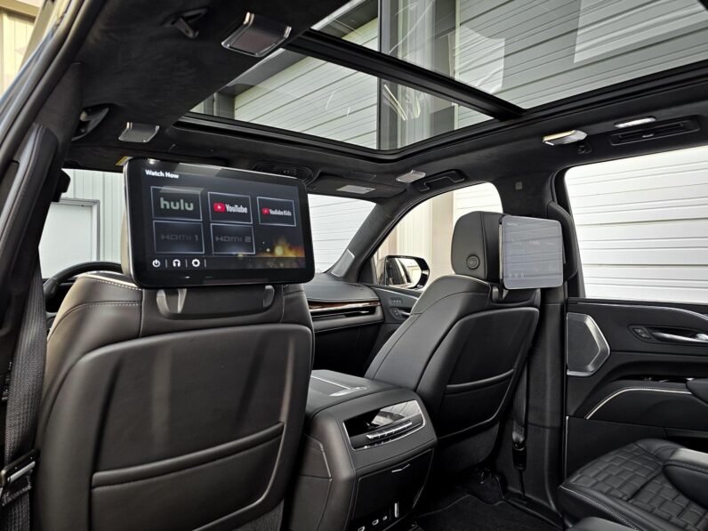 2022 Cadillac Escalade ESV Sport Platinum