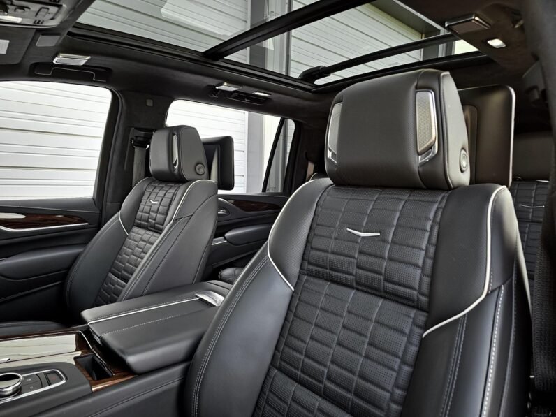 2022 Cadillac Escalade ESV Sport Platinum