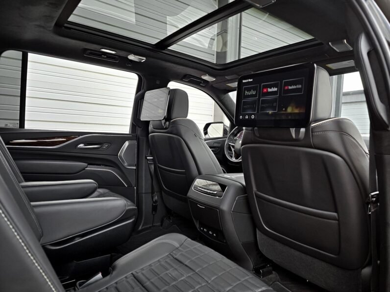 2022 Cadillac Escalade ESV Sport Platinum