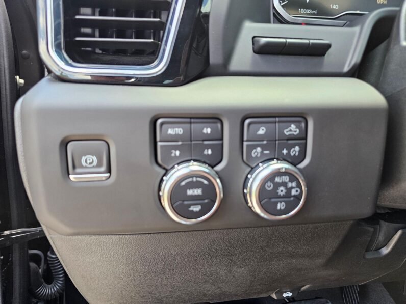 2024 GMC Sierra 3500HD Denali Ultimate