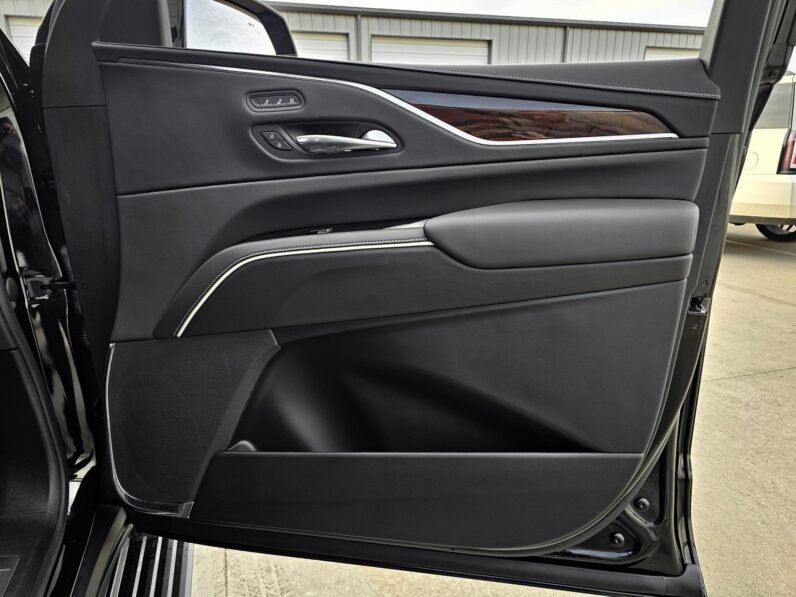 2022 Cadillac Escalade ESV Sport Platinum